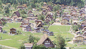 Les sites classés de Shirakawa-gô et Gokayama.